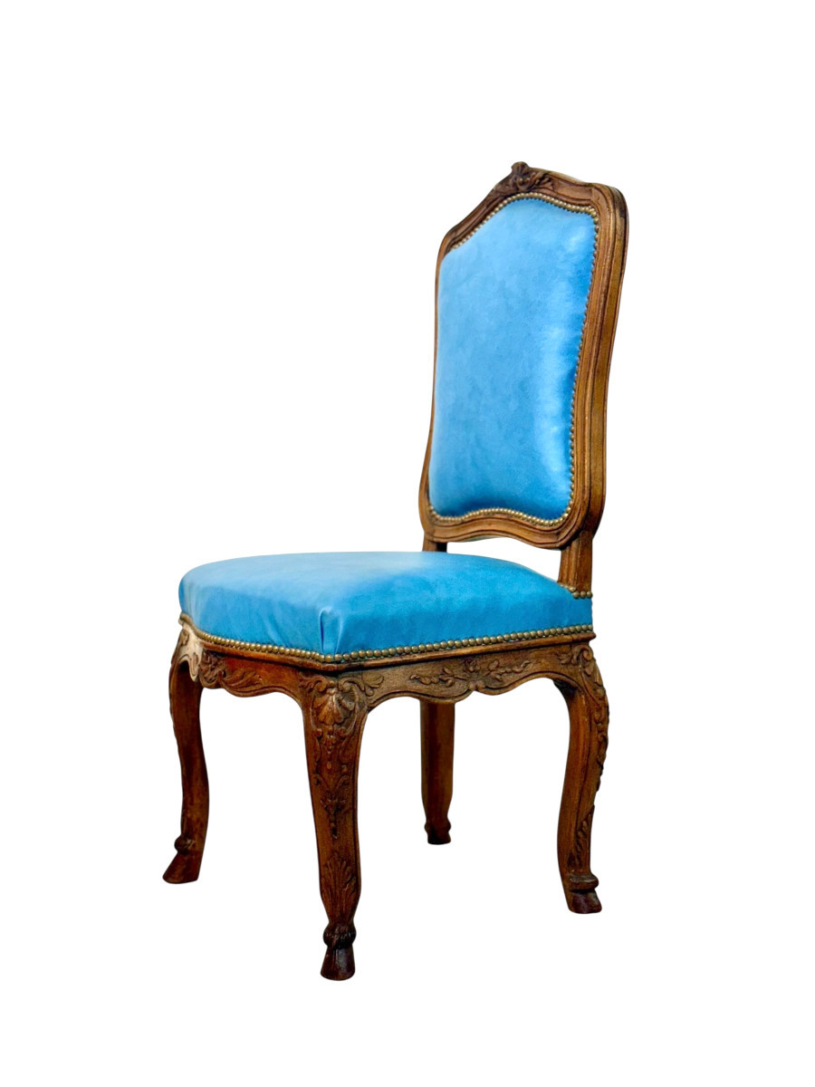 Ensemble de quatre chaises Louis XV françaises du XIXe siècle en noyer avec cuir bleu ciel-photo-3