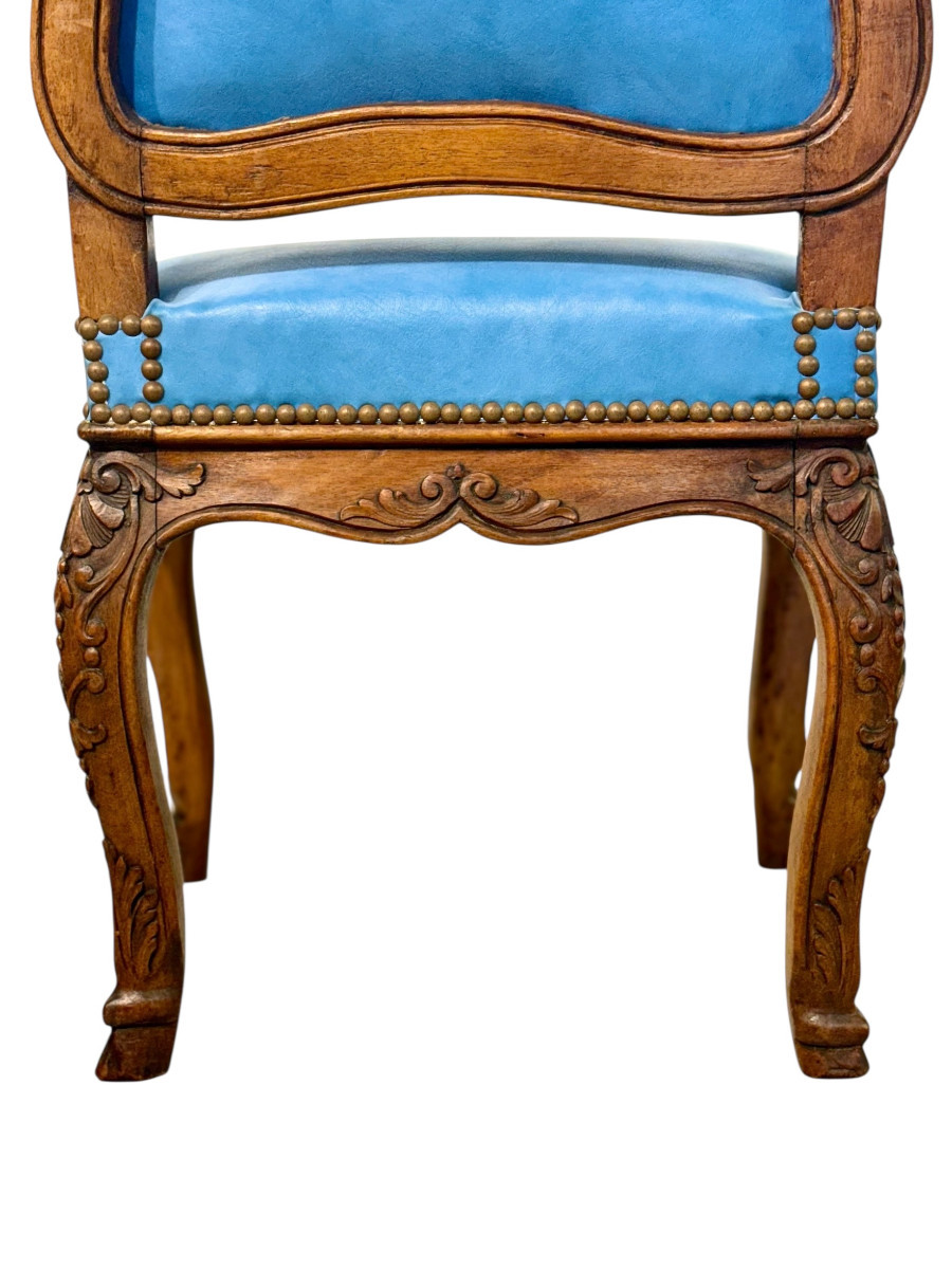 Ensemble de quatre chaises Louis XV françaises du XIXe siècle en noyer avec cuir bleu ciel-photo-5