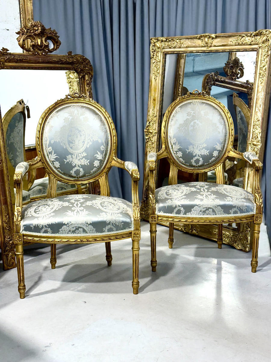Pair Of Louis XVI Medallion Carved And Gilded Wood Armchairs-photo-2