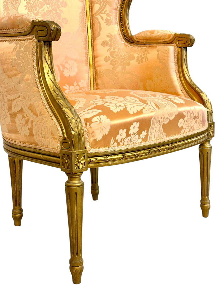 Paire de bergères en bois doré de style Louis XVI, fin du XIXe siècle-photo-3