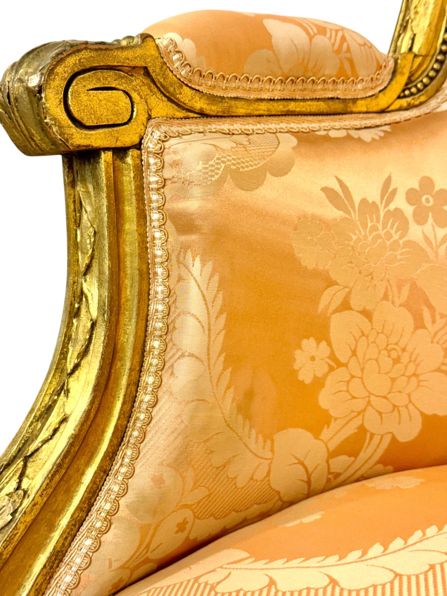 Paire de bergères en bois doré de style Louis XVI, fin du XIXe siècle-photo-4