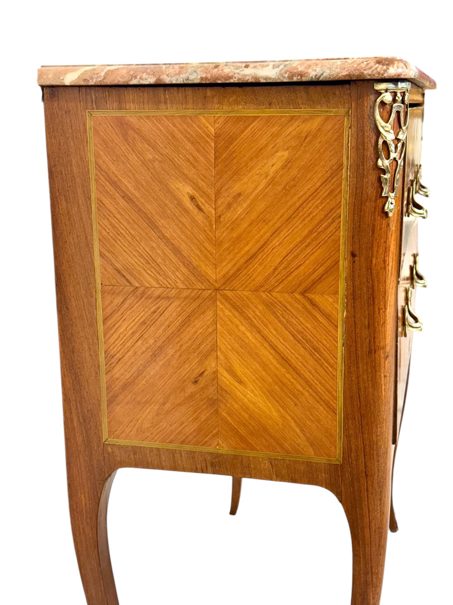 French Louis XV Transition Marble-top Commode Sauteuse, Late 18th Century-photo-1