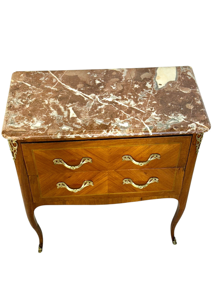 French Louis XV Transition Marble-top Commode Sauteuse, Late 18th Century-photo-4