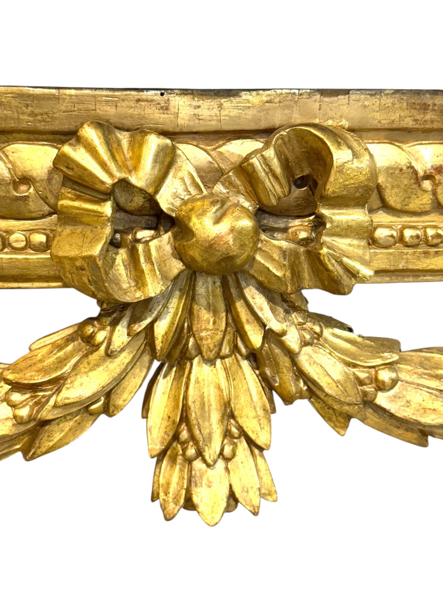 Console demi-lune Louis XVI du XIXe siècle en bois doré avec plateau en marbre de Carrare-photo-2