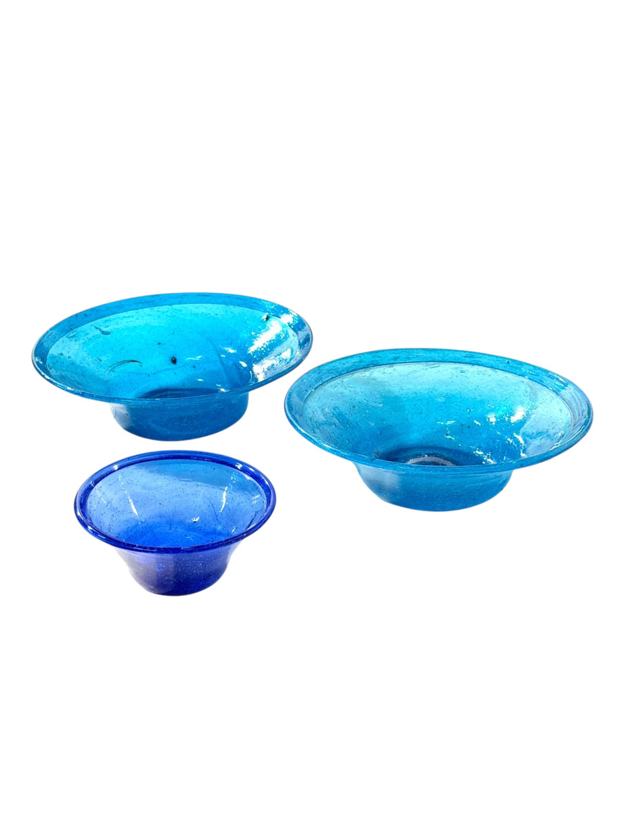 Ensemble de trois bols en verre biot bleu, XXe siècle-photo-5
