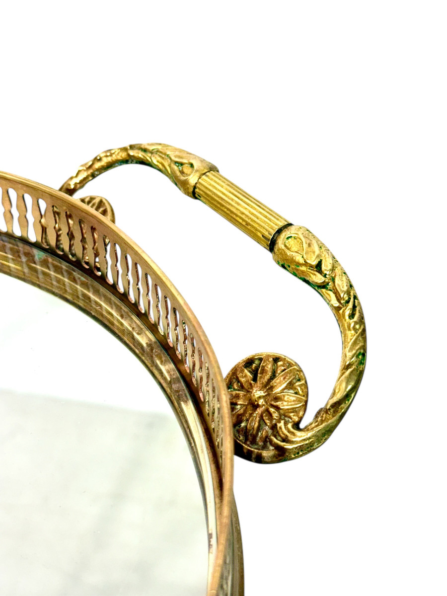 Petite desserte roulante de bar ovale en laiton doré, France vers 1950-photo-7