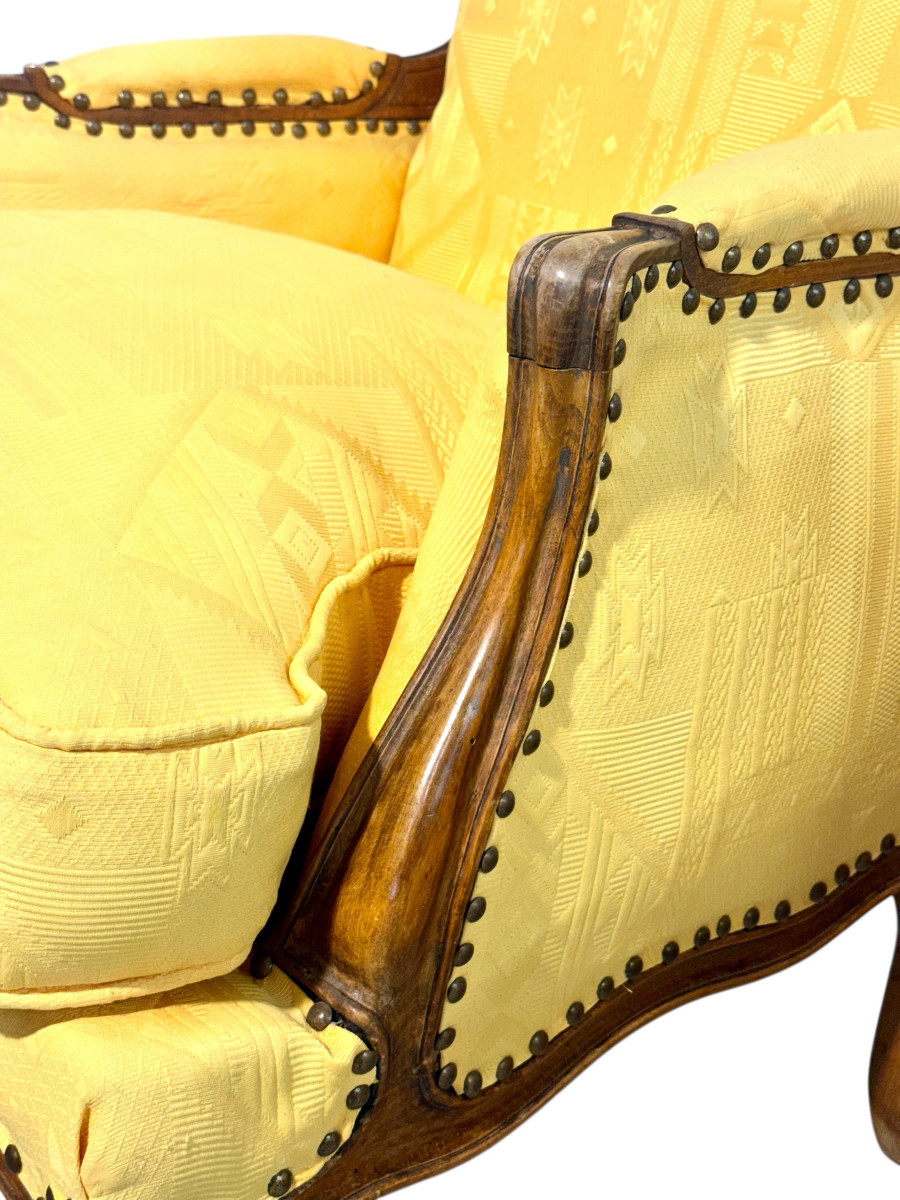 Paire de fauteuils bergères en noyer, France, XIXe siècle-photo-6