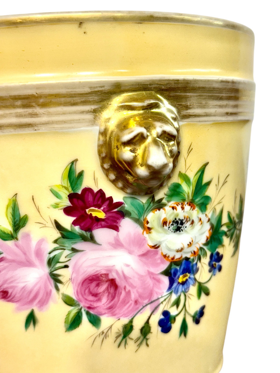 Cache-pot en Porcelaine de Paris du XIXe siècle, orné de fleurs peintes à la main-photo-5