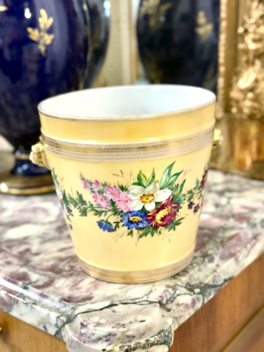 Cache-pot en Porcelaine de Paris du XIXe siècle, orné de fleurs peintes à la main-photo-7