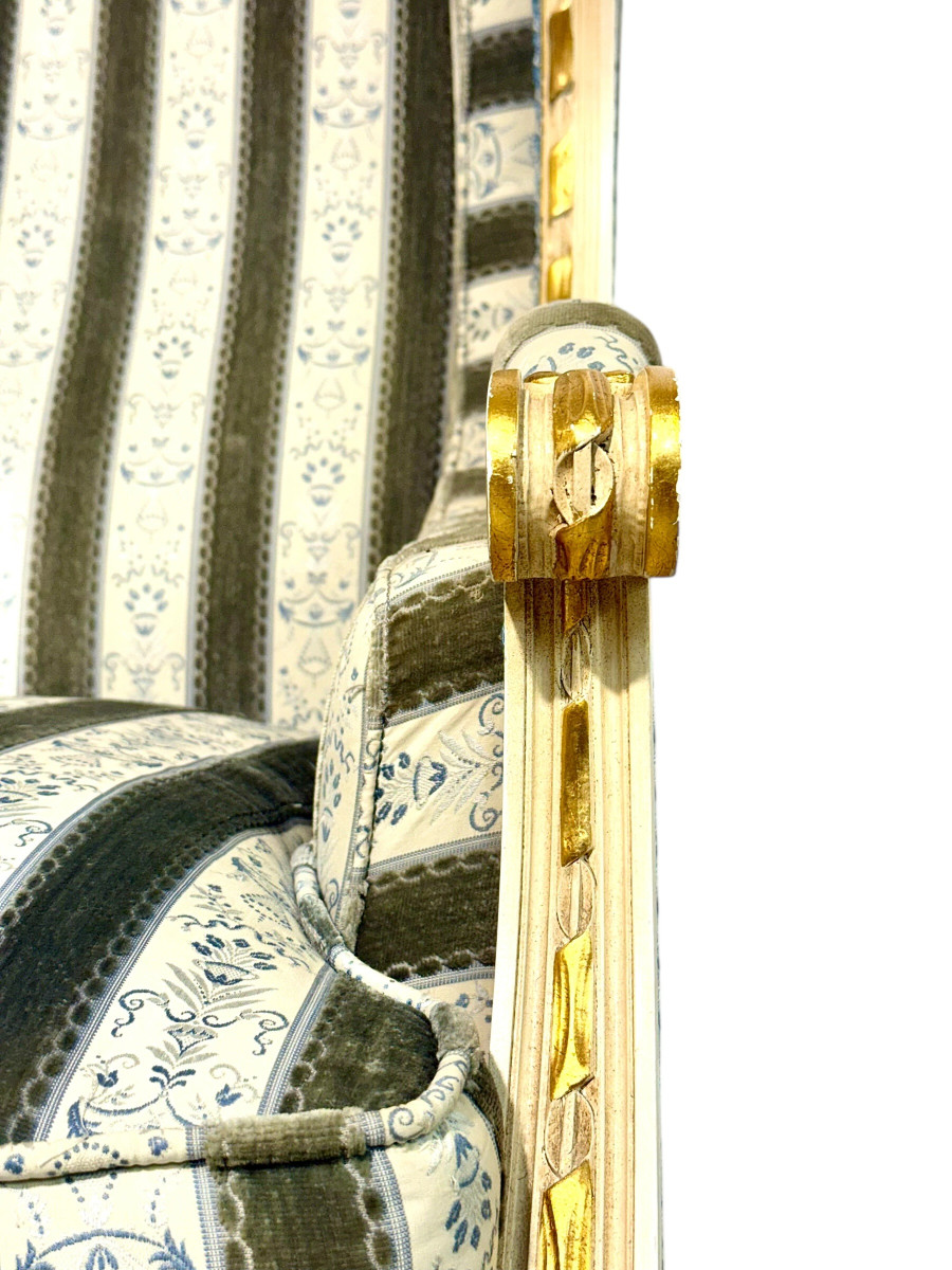 Paire de fauteuils bergères en bois doré de style Louis XVI, fin du XIXe siècle-photo-7