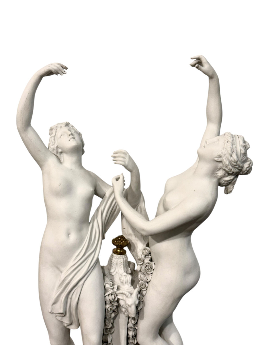 Paire de groupes de figurines en porcelaine biscuit, style de Sèvres, fin du XIXe siècle-photo-7