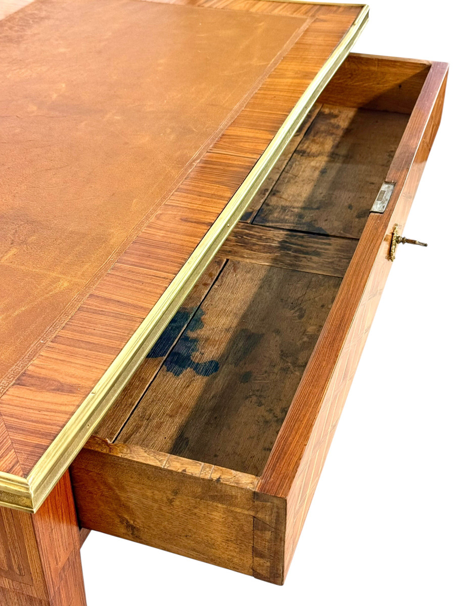 Louis XVI Writing Table With Bronze Mounts, France C. 1780-photo-3