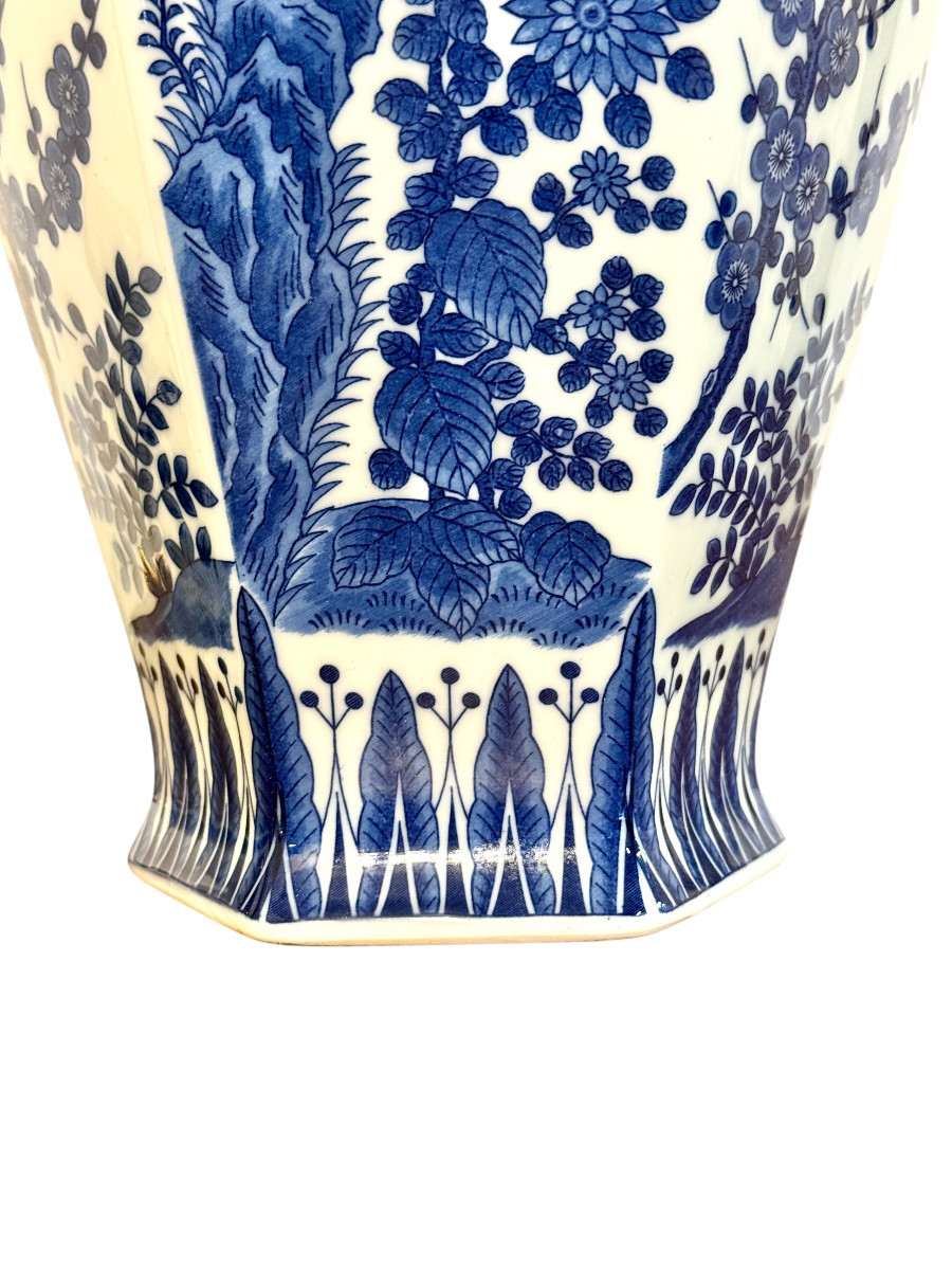 Large Blue And White Hexagonal Lidded Porcelain Vase, Chinoiserie-photo-4