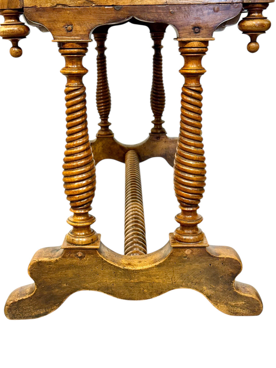 19th Century French Walnut Writing Table With Barley Twist Legs-photo-4