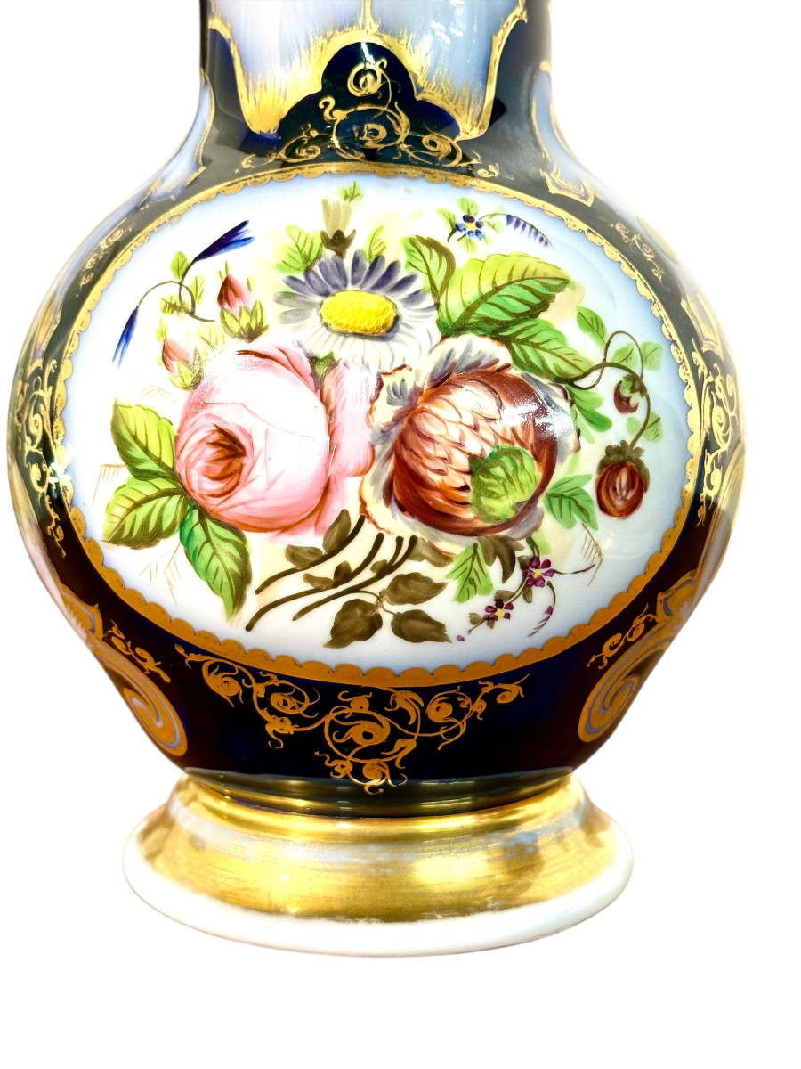 Paire de vases en porcelaine de Paris, bleu cobalt et doré, XIXe siècle-photo-2