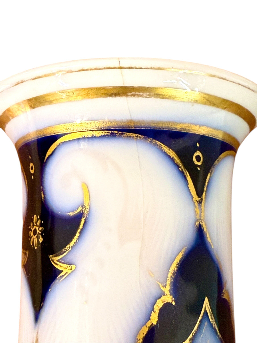Paire de vases en porcelaine de Paris, bleu cobalt et doré, XIXe siècle-photo-8