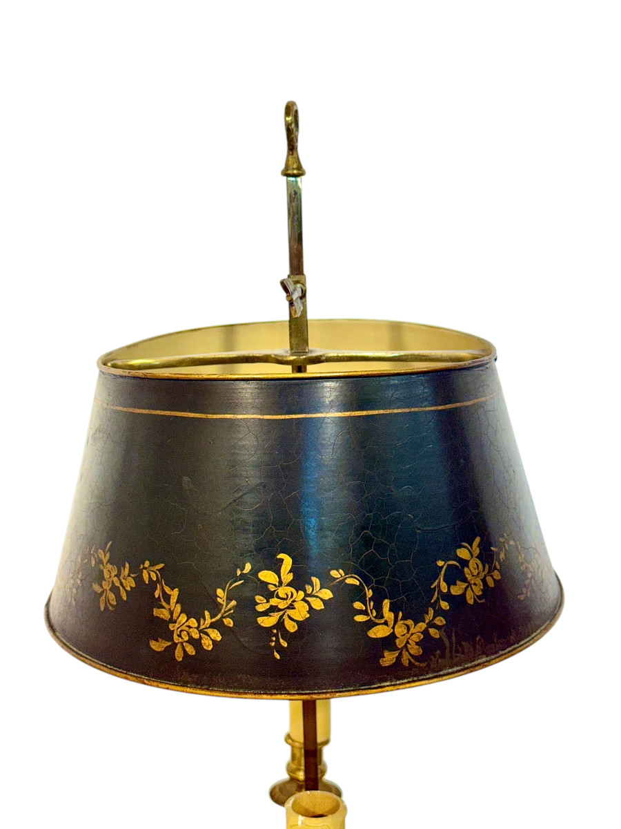 19th Century French Gilt Bronze Bouillotte Lamp With Tole Shade-photo-1