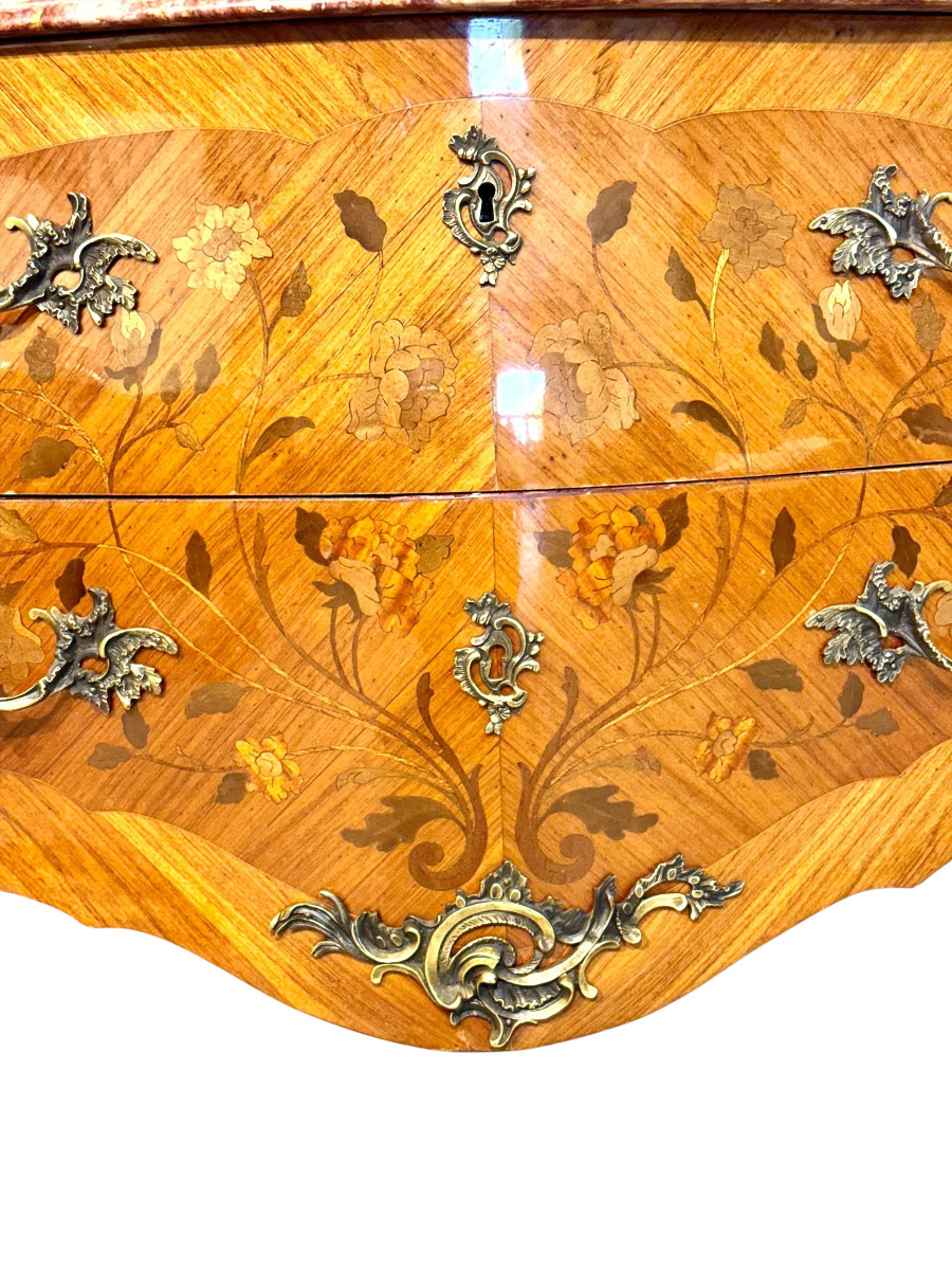 Commode marquetée de style Louis XV avec plateau en marbre, fin du XIXe siècle-photo-4