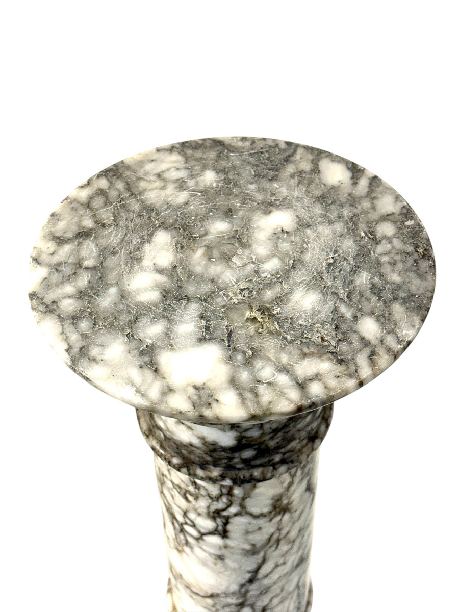 19th Century French Marble Pedestal Column With Grey And White Veining-photo-2