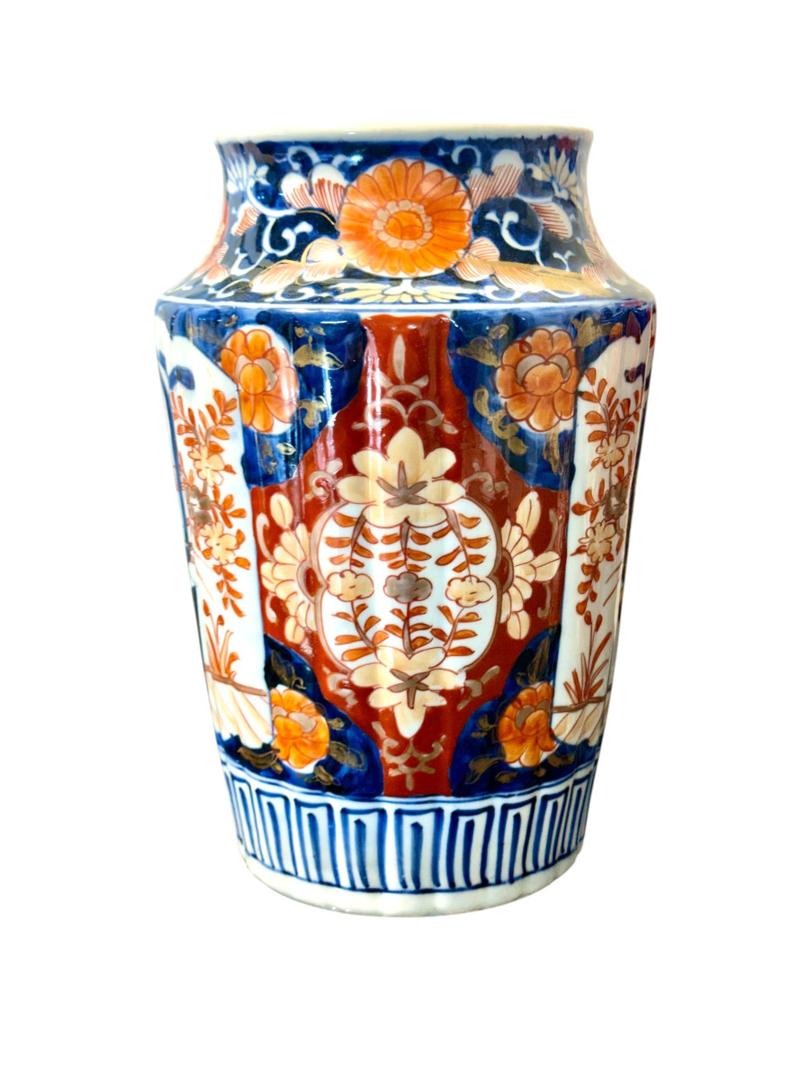 Pair Of 19th Century Japanese Imari Porcelain Vases-photo-4