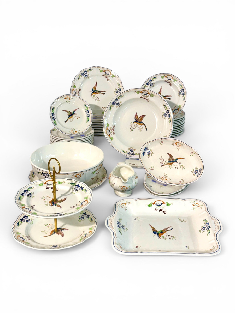46-pieces French Faience Dinner Service, "cléry"  By Moustiers