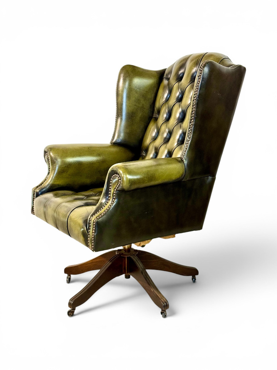 Fauteuil de bureau vintage pivotant en cuir vert olive style Chesterfield-photo-3