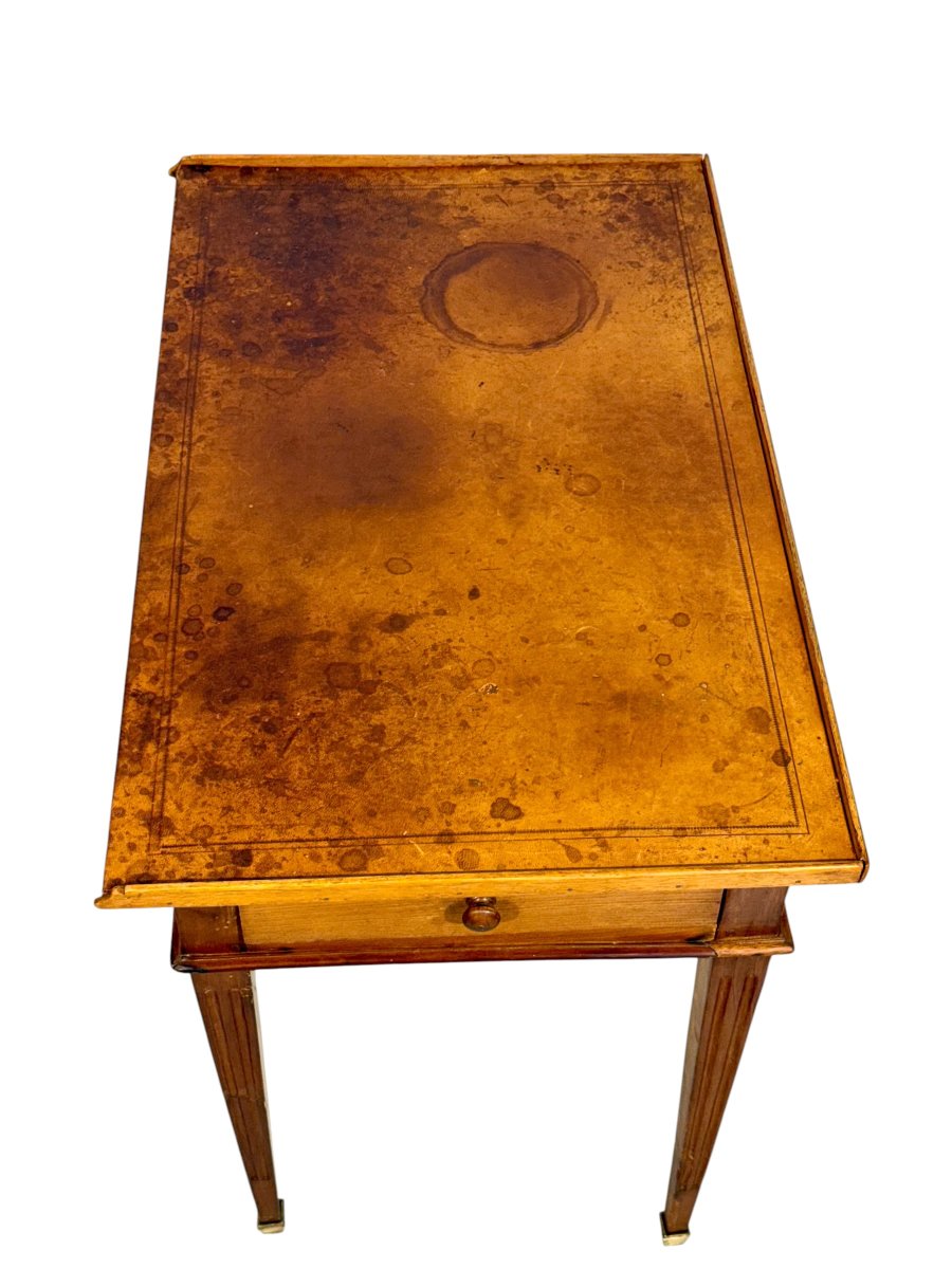 Bureau plat en noyer et cuir d'époque Louis XVI, France XVIIIe siècle-photo-3