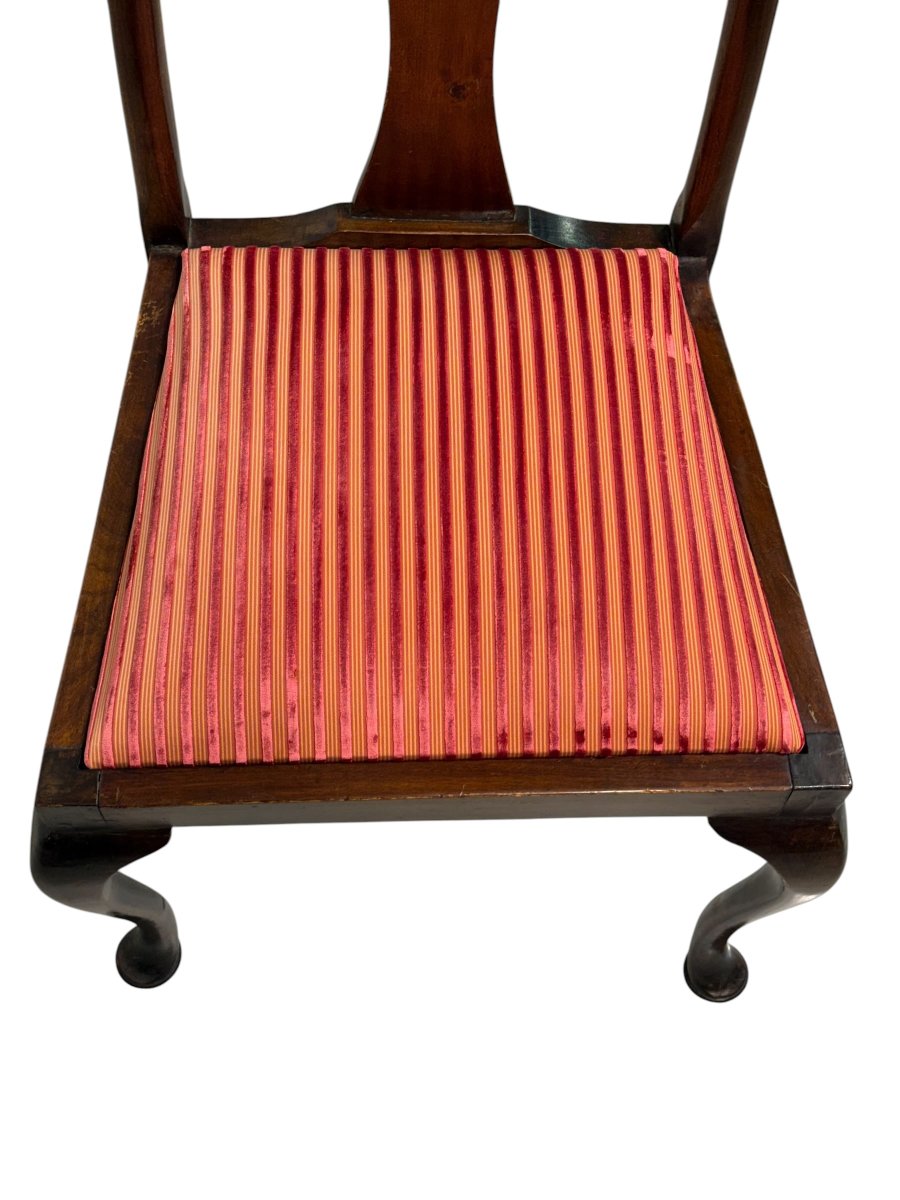 Ensemble de six chaises de salle à manger anglaises en noyer, époque géorgienne (XIXe siècle)-photo-6