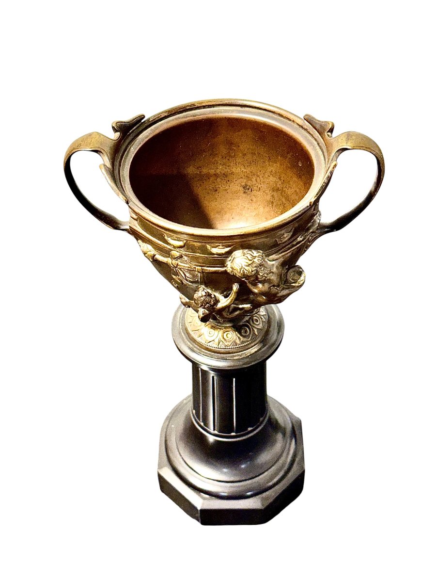 Pair Of 19th Century French Bronze Urns On Marble Pedestals-photo-8