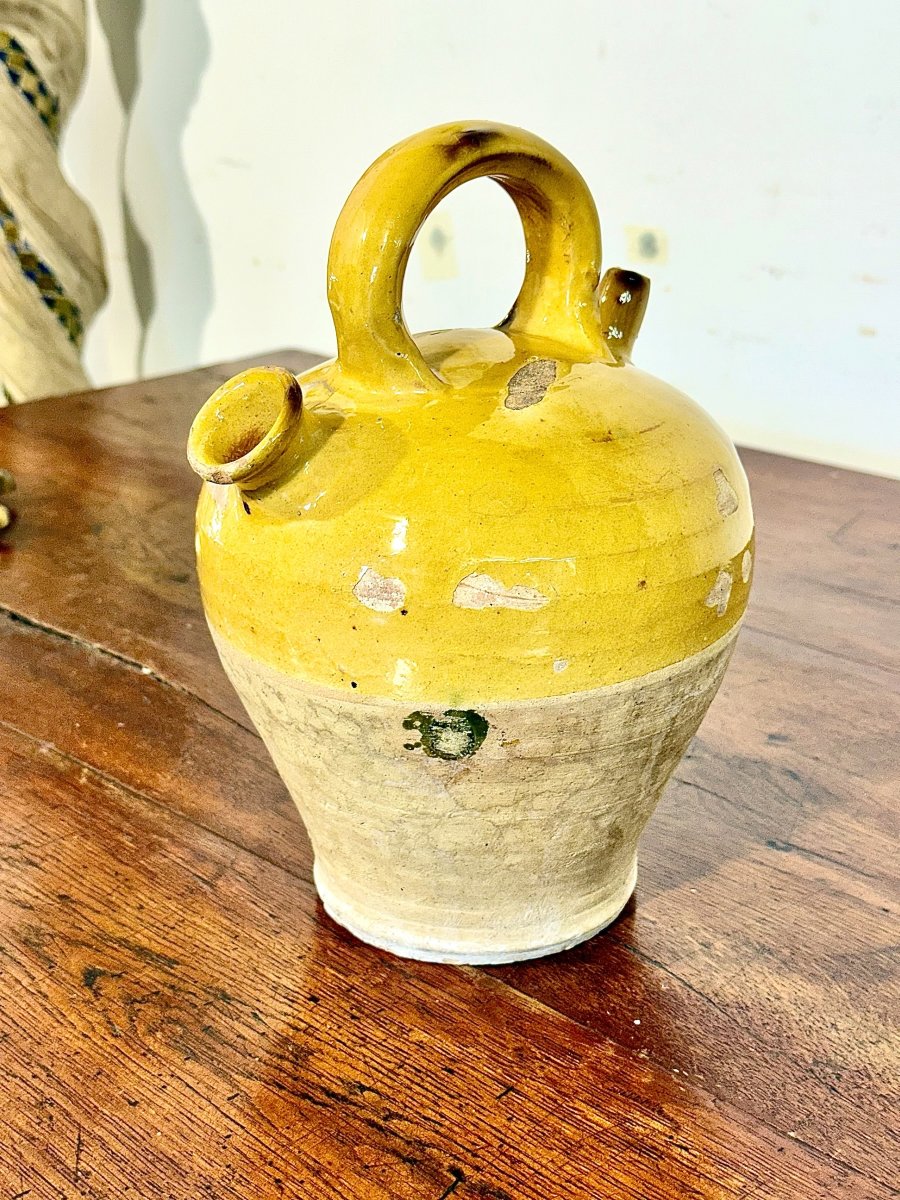 19th Century French Yellow Glazed Terracotta Gargoulette Water Jug-photo-3