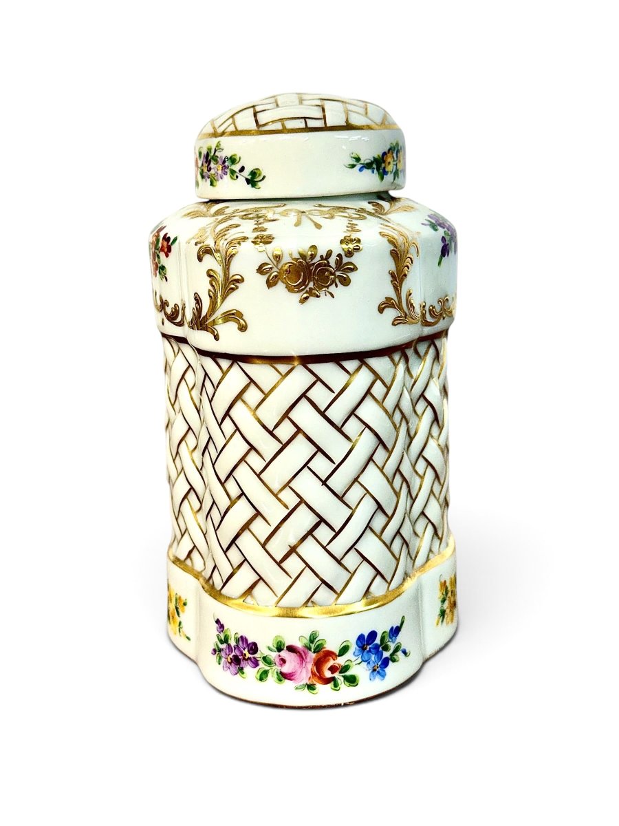 Boîte à thé en porcelaine Le Tallec, peinte à la main et dorée, France, vers 1950-photo-3