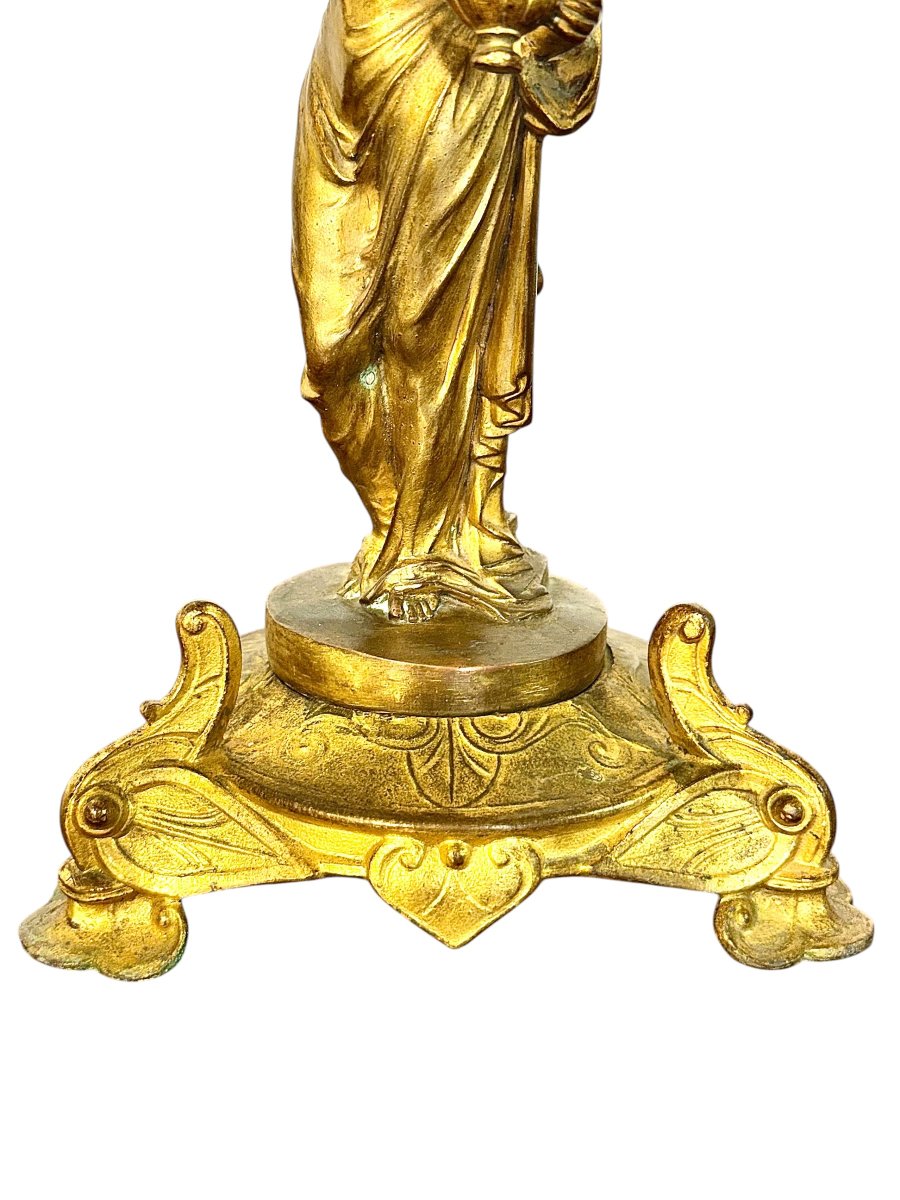 Paire de bougeoirs en bronze doré à figures féminines néoclassiques, XIXe-photo-4