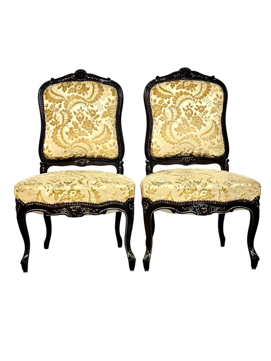 Paire de chaises sculptés et dorés d'époque Napoléon III