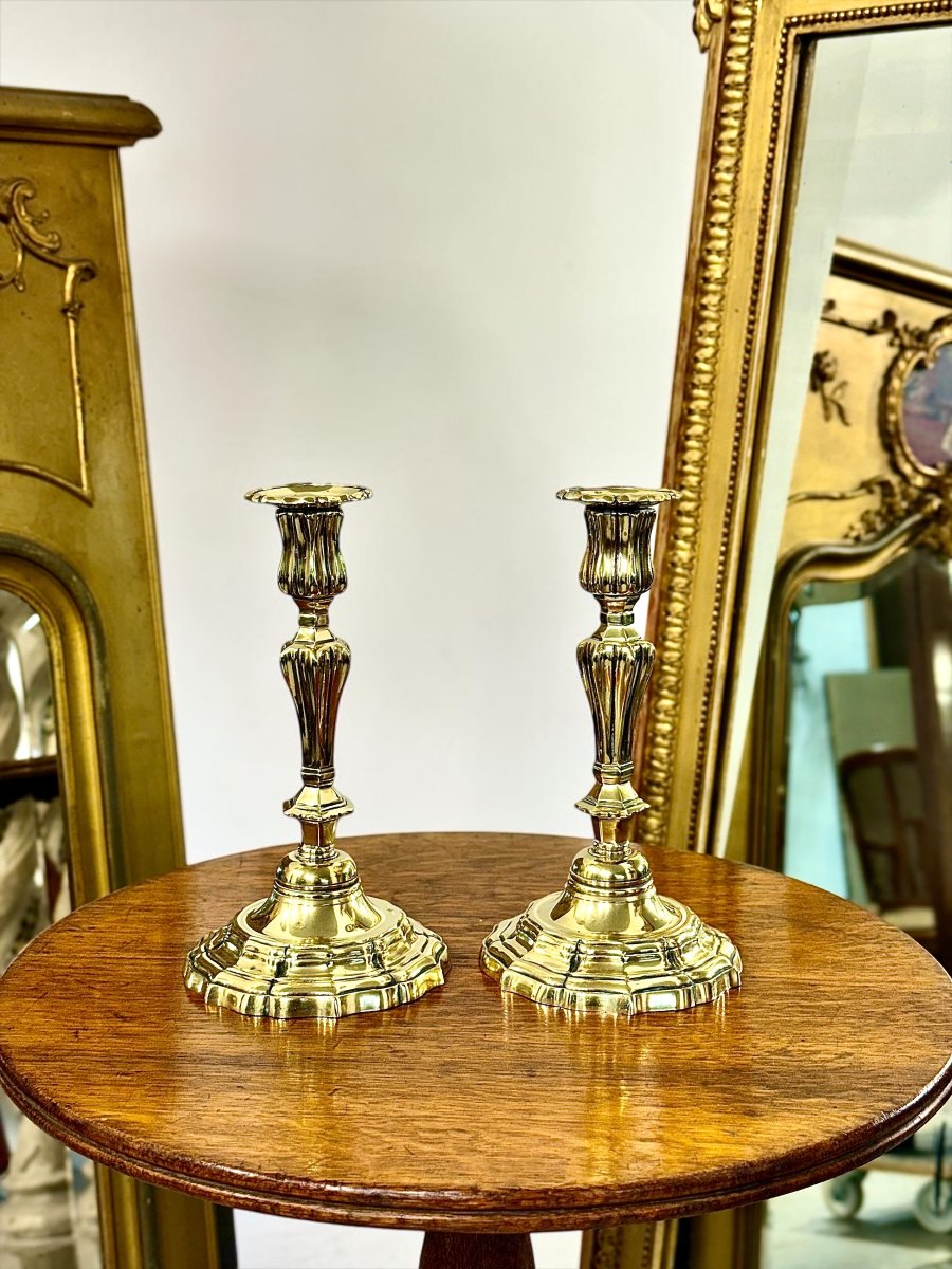 Paire de bougeoirs français du XIXe siècle en bronze doré de style Louis XV-photo-2