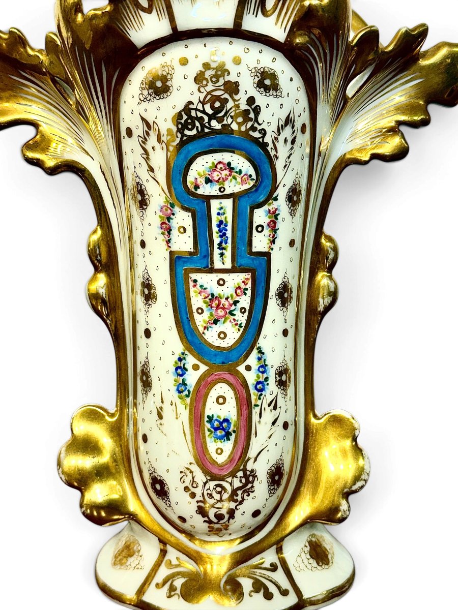 Paire de vases français Napoléon III en porcelaine dorée, XIXe siècle-photo-3