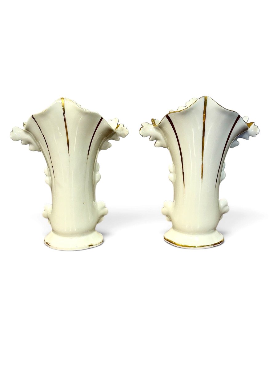 Paire de vases français Napoléon III en porcelaine dorée, XIXe siècle-photo-1