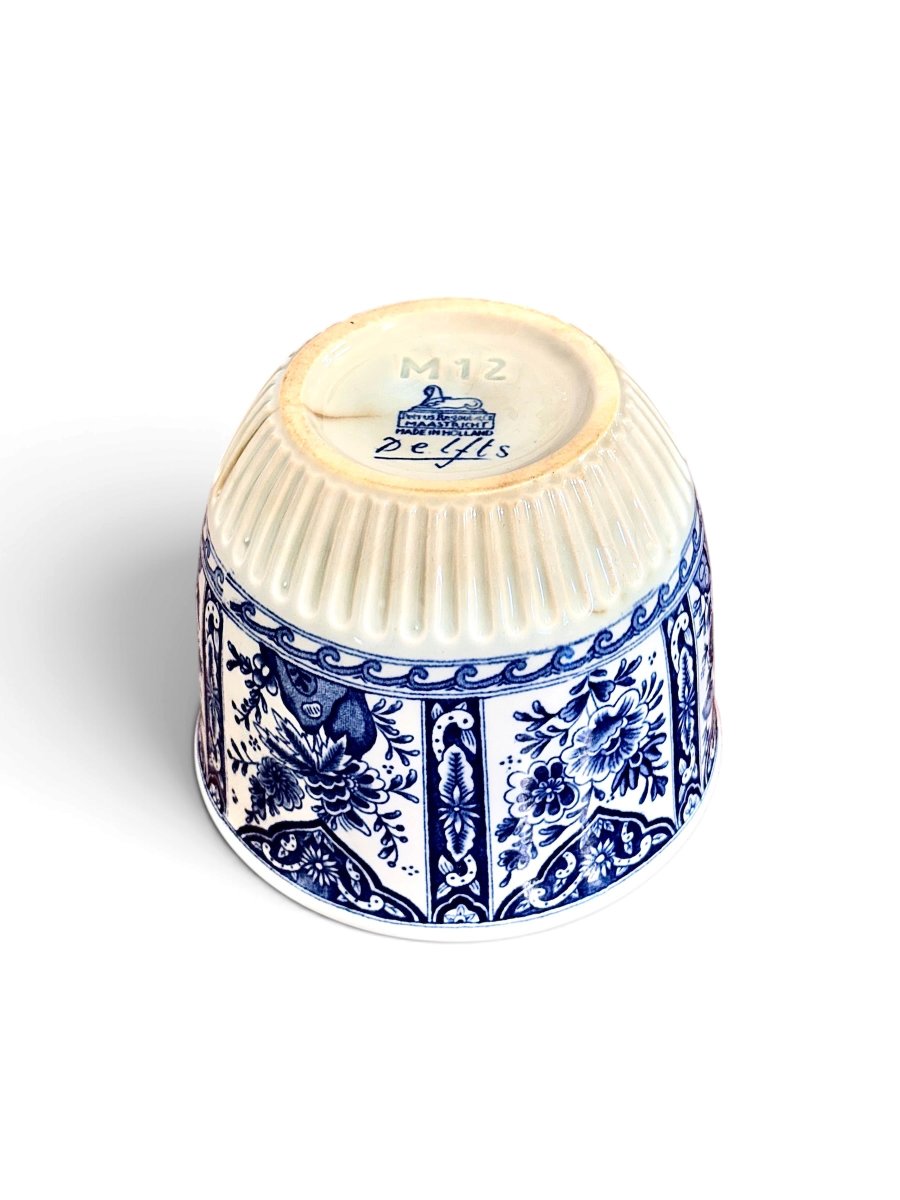 19th Century Petrus Regout Maastricht “delfts” Blue & White Cachepot-photo-3