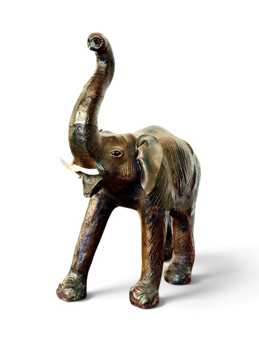 Grande sculpture d’éléphant en cuir, fin XIXe siècle-photo-3