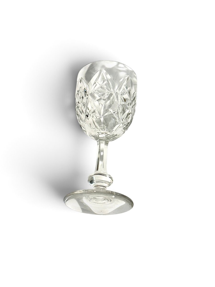 Suite de 11 verres Baccarat modèle Burgos en cristal taillé, France-photo-3