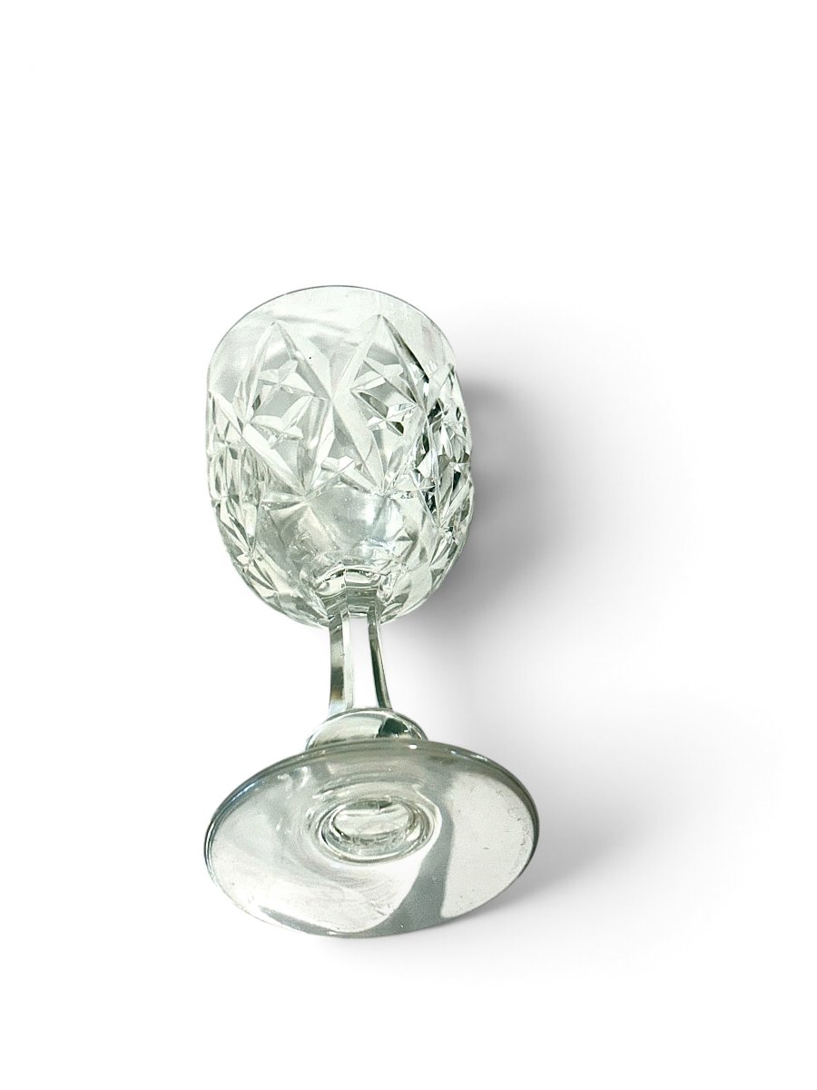 Suite de 8 verres Baccarat modèle Burgos en cristal taillé, France-photo-4