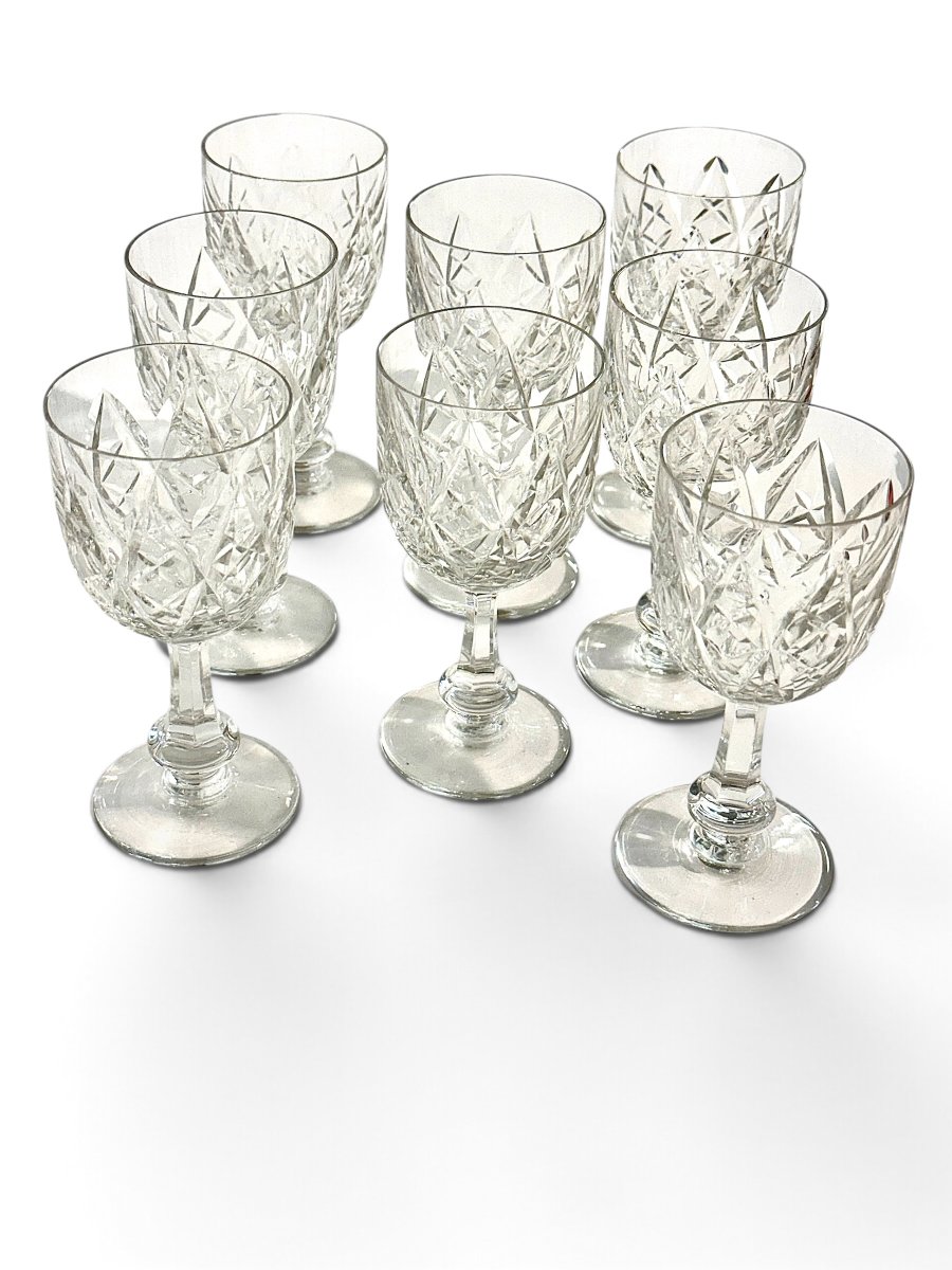 Suite de 8 verres Baccarat modèle Burgos en cristal taillé, France-photo-7