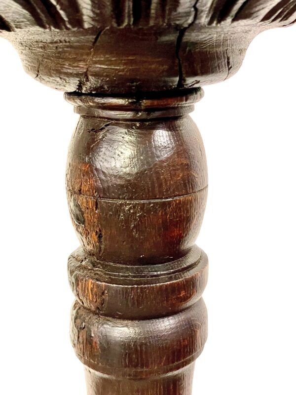 17th Century French Carved And Turned Oak Torchère Pedestal-photo-1