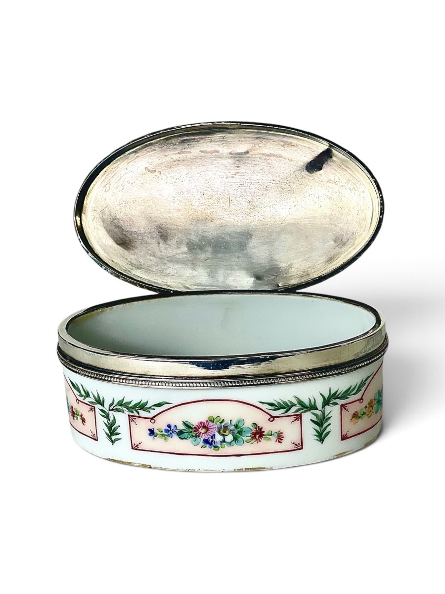 18th Century Sèvres Porcelain Box With Puiforcat Silver Mount-photo-3