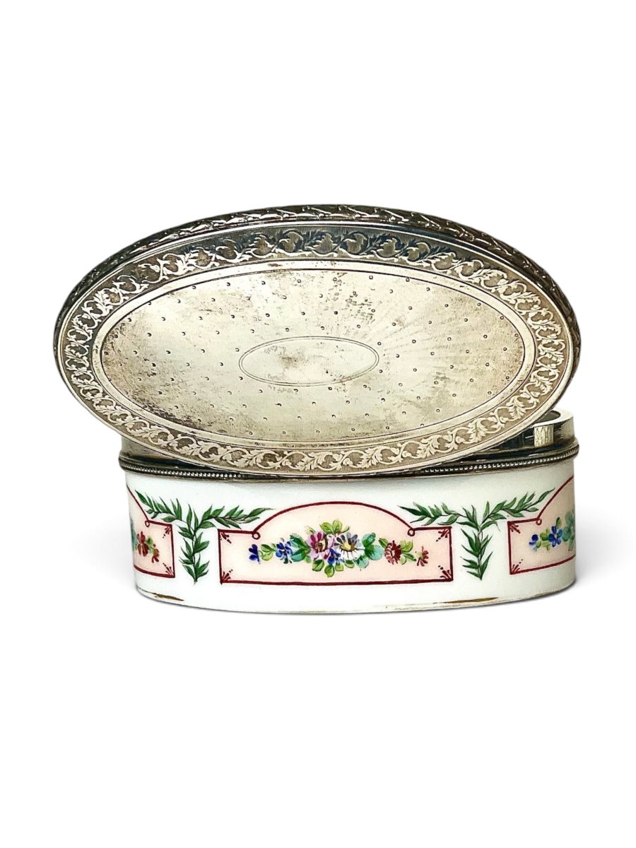 18th Century Sèvres Porcelain Box With Puiforcat Silver Mount-photo-6