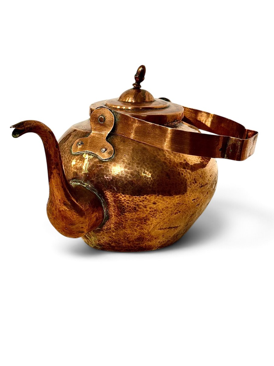 Bouilloire française en cuivre martelé du XIXe siècle