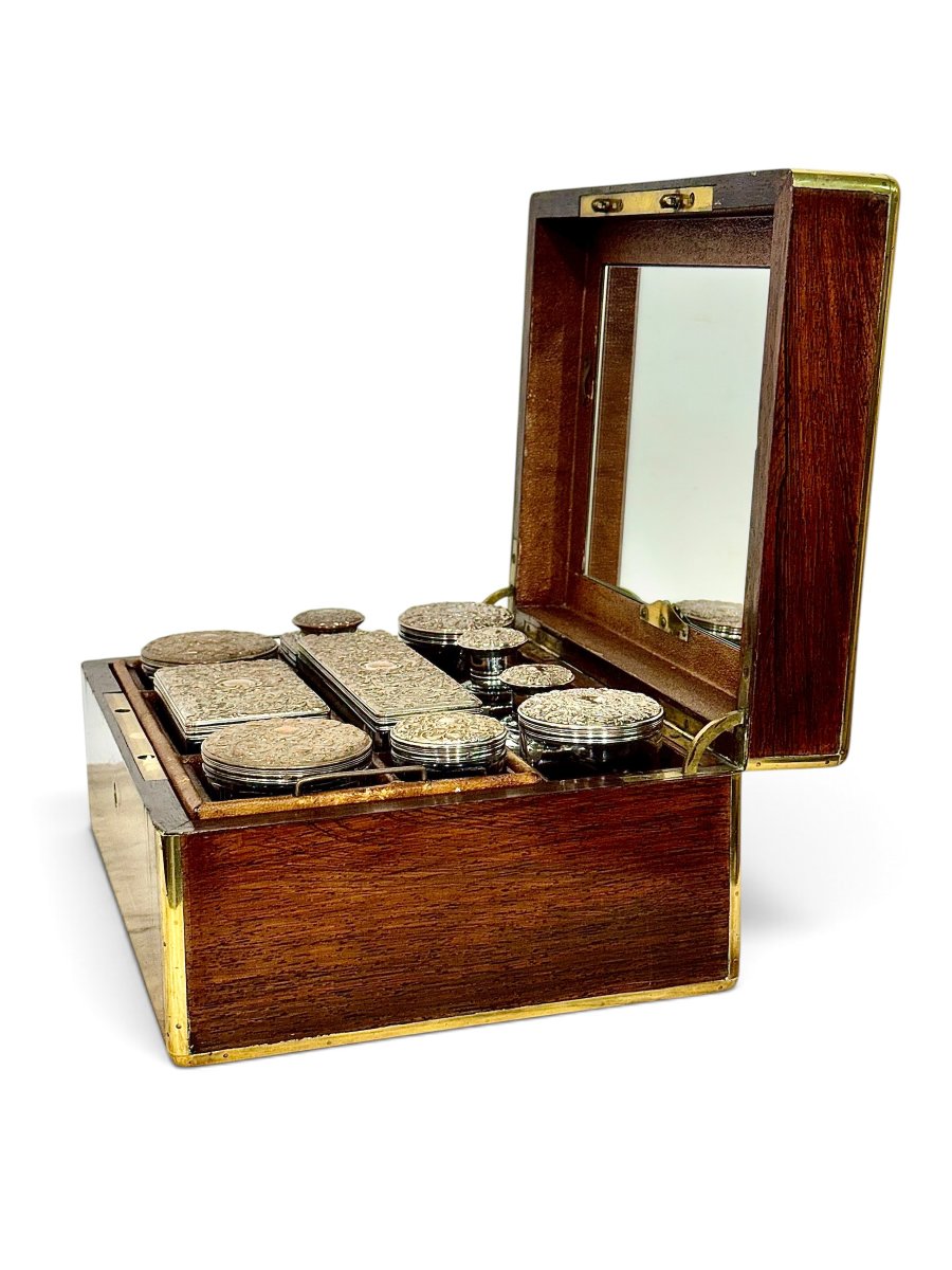Coffret de voyage anglais victorien en noyer et cristal, vers 1880-photo-7
