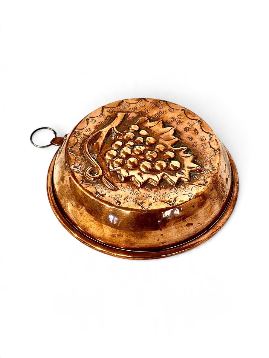 Pair Of Antique French Repoussé Copper Moulds With Fruit Motifs-photo-3