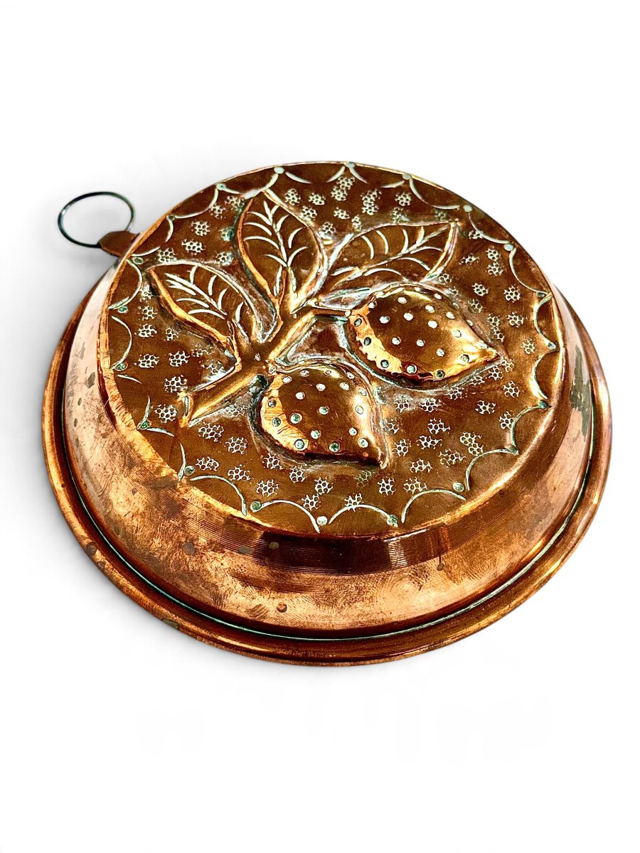 Pair Of Antique French Repoussé Copper Moulds With Fruit Motifs-photo-6