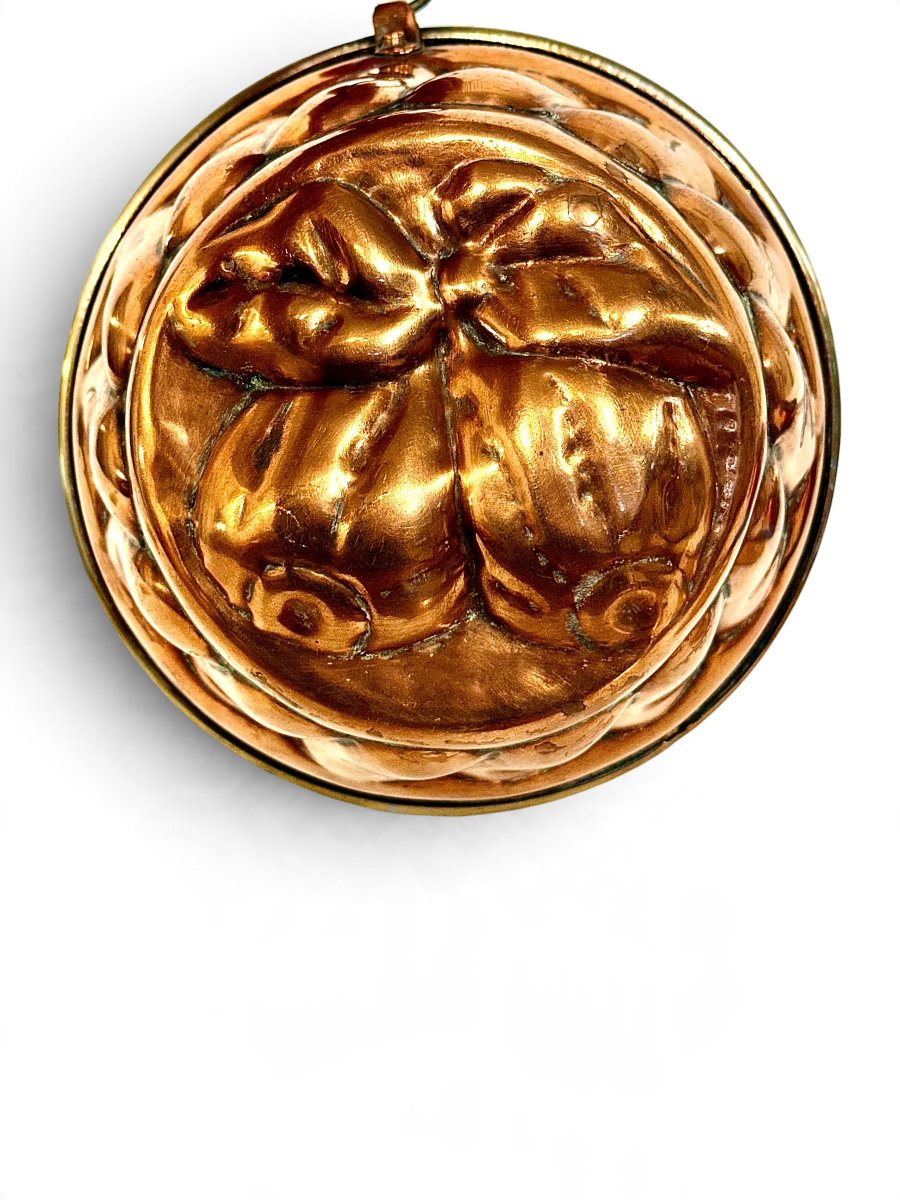 19th Century French Copper Charlotte Mold With Pear Decoration-photo-3