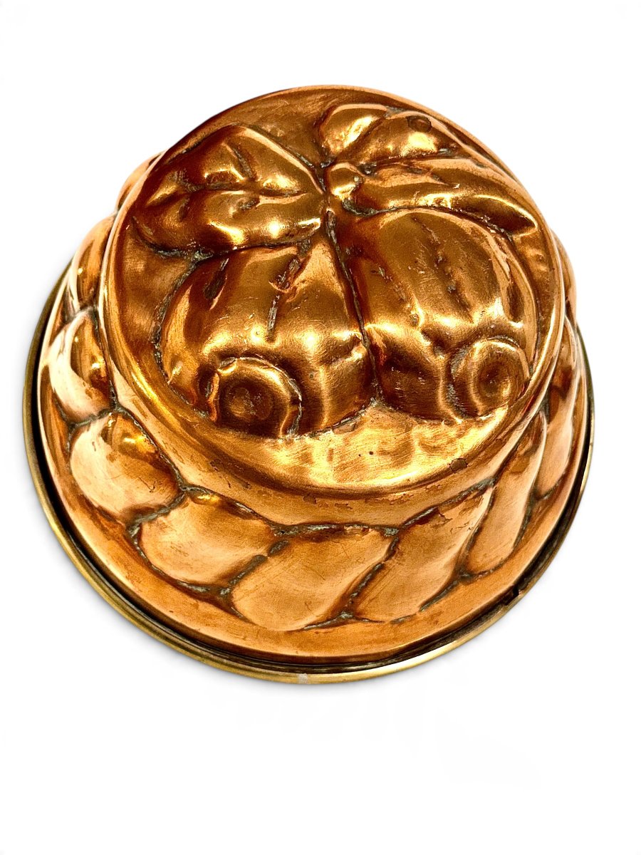 19th Century French Copper Charlotte Mold With Pear Decoration-photo-2